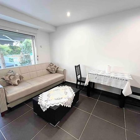 Appartement Elegant - 12Min Cdg Dammartin-en-Goele Exteriör bild